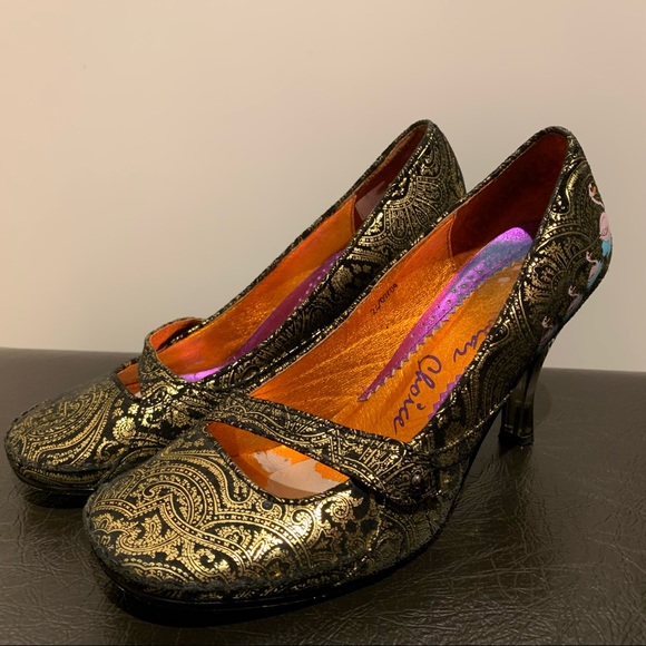 /Irregular Choice/ Black and Gold Heels - Picture 6 of 11